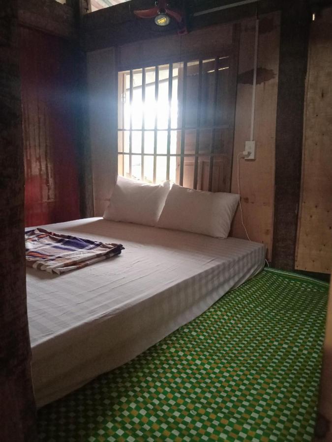 Van Chung Homestay Làng Cac Exterior foto