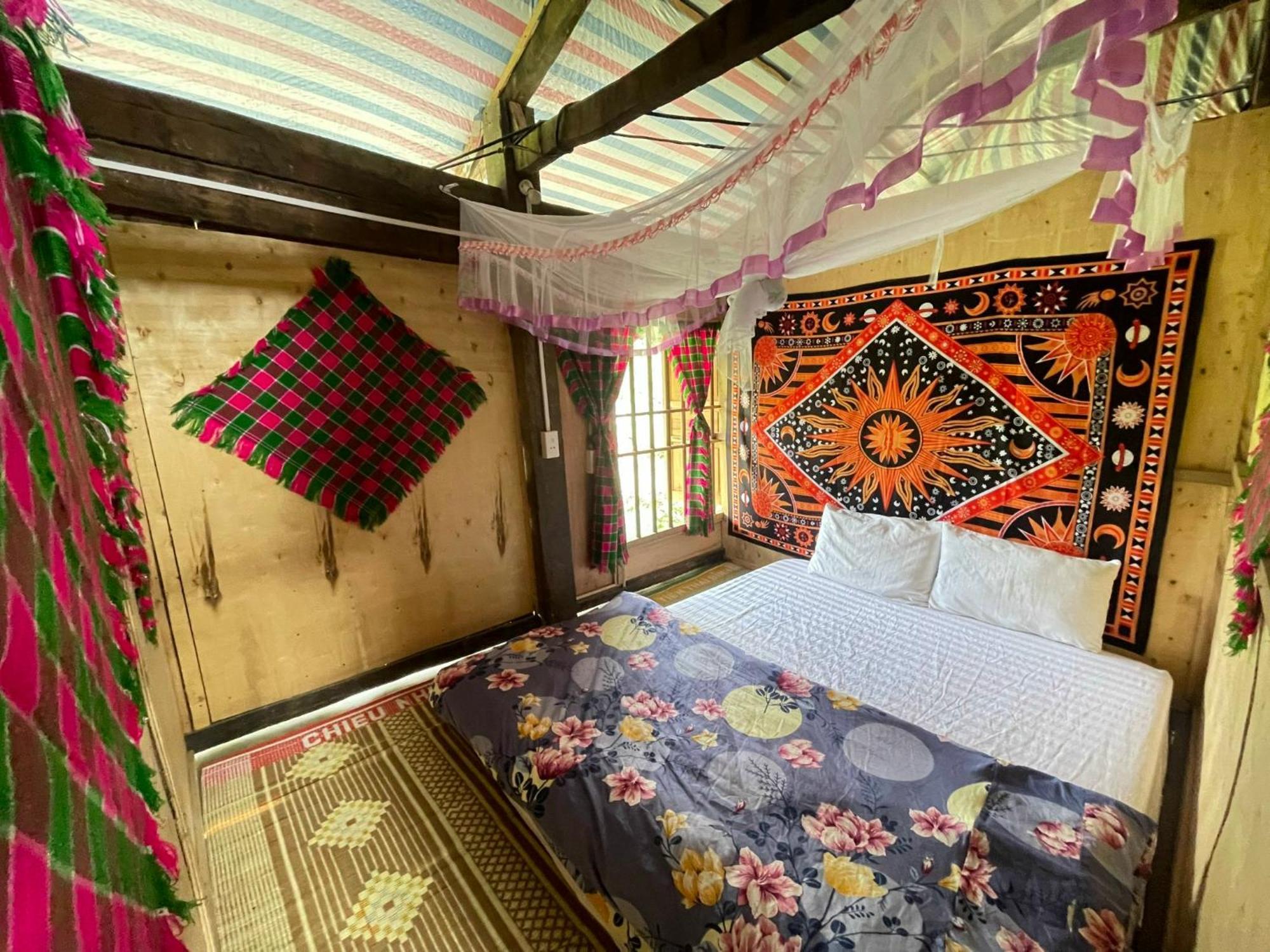 Van Chung Homestay Làng Cac Zimmer foto
